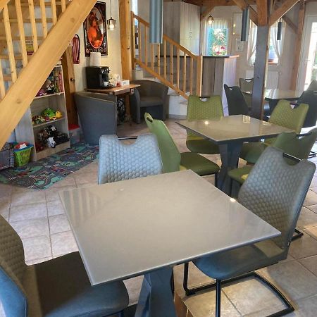Farkas Vendeghaz Hotel Шопрон Екстериор снимка