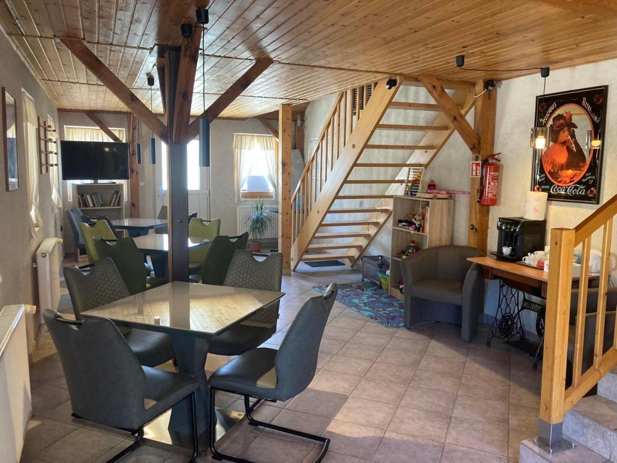 Farkas Vendeghaz Hotel Шопрон Екстериор снимка